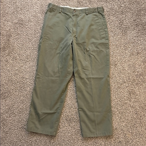 L.L Bean Pants - Picture 3 of 5